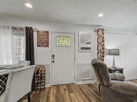Tiny photo for 7608 Adams Avenue, Evansville, IN 47715 (MLS # 202631200)