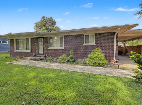 Photo of 7608 Adams Avenue, Evansville, IN 47715 (MLS # 202631200)