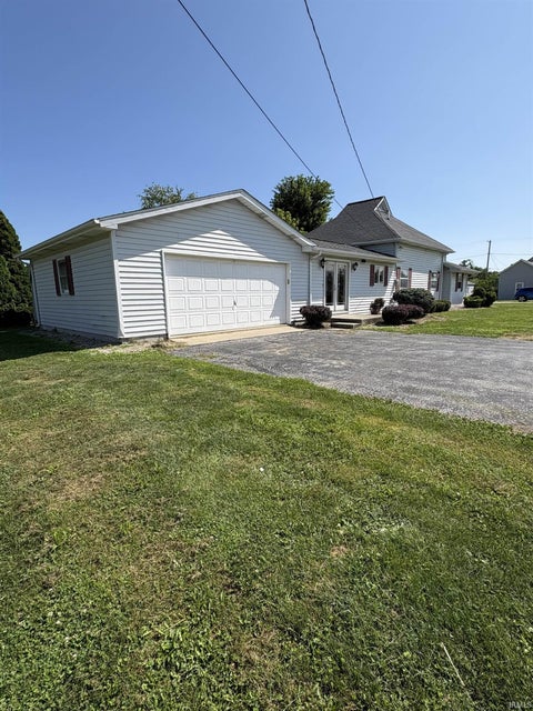 Tiny photo for 215 N 1st Street, Upland, IN 46989 (MLS # 202629956)