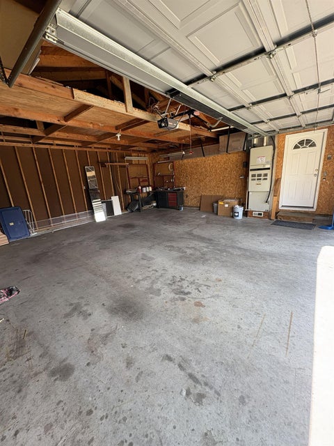 Tiny photo for 215 N 1st Street, Upland, IN 46989 (MLS # 202629956)