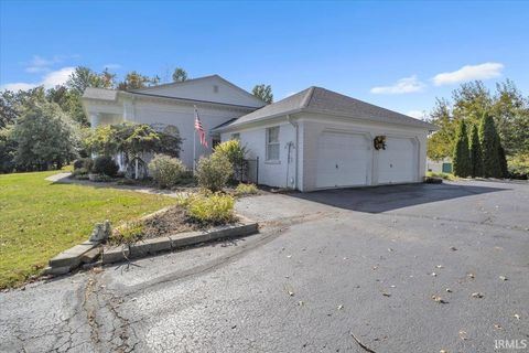 Tiny photo for 1711 Old Plank Road, Newburgh, IN 47630 (MLS # 202542324)