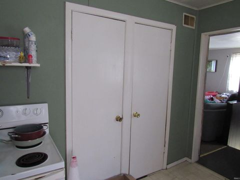 Tiny photo for 914 S MARKET Street, Kokomo, IN 46902 (MLS # 202528162)