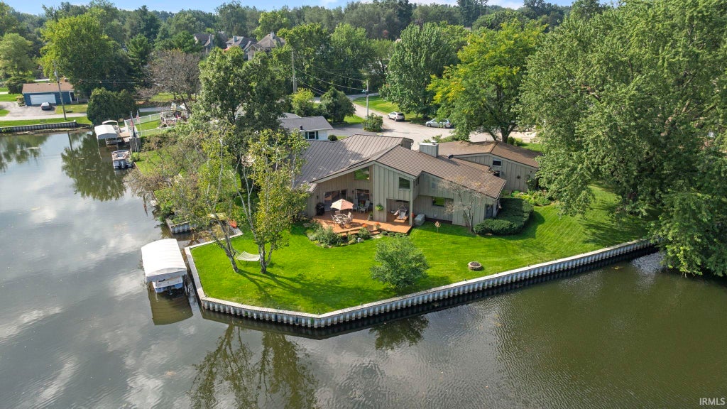 Photo of 54362 Susquehanna Court, Elkhart, IN 46516 (MLS # 202635984)