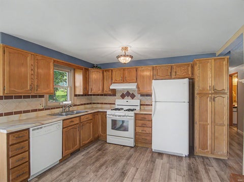Tiny photo for 1208 Dereham Drive, Mount Vernon, IN 47620 (MLS # 202628426)