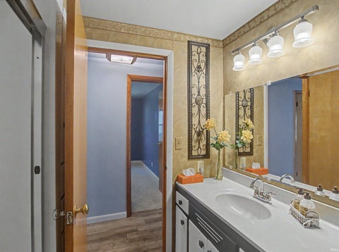 Tiny photo for 1208 Dereham Drive, Mount Vernon, IN 47620 (MLS # 202628426)
