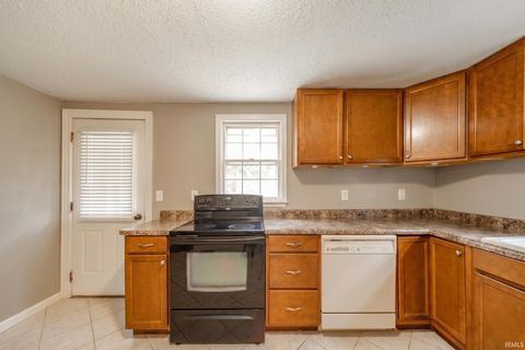 Tiny photo for 1614 S Luick Avenue, Muncie, IN 47302 (MLS # 202624769)