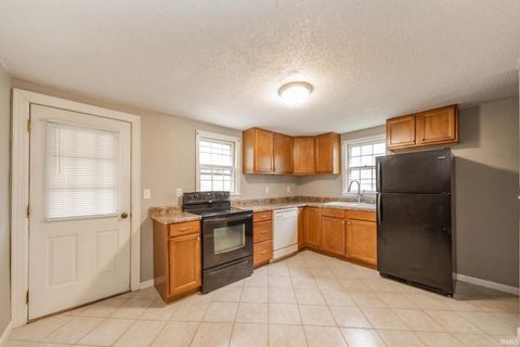Tiny photo for 1614 S Luick Avenue, Muncie, IN 47302 (MLS # 202624769)
