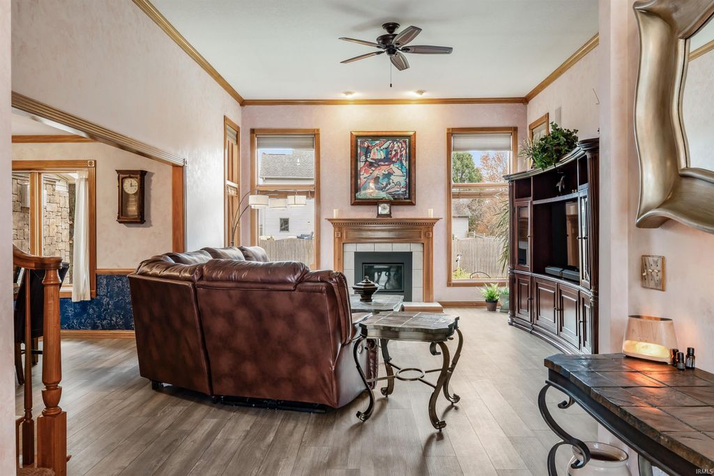 Photo of 14313 Shore Oaks Cove, Fort Wayne, IN 46814 (MLS # 202547761)