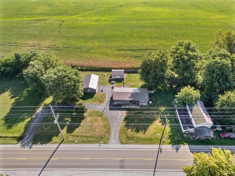 Tiny photo for 1441 N State Road 29, Flora, IN 46929 (MLS # 202636555)