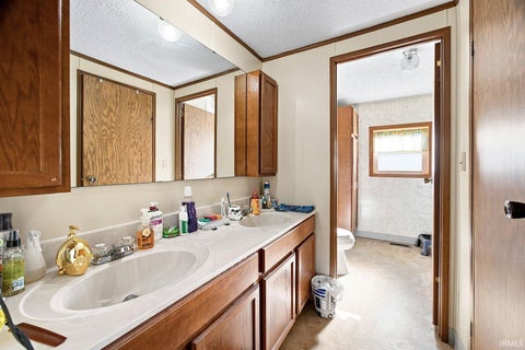 Tiny photo for 1441 N State Road 29, Flora, IN 46929 (MLS # 202636555)
