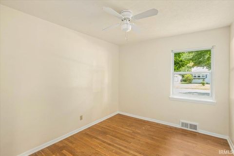 Tiny photo for 2060 Crestview Court, Lafayette, IN 47905 (MLS # 202536704)