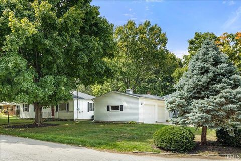 Tiny photo for 2060 Crestview Court, Lafayette, IN 47905 (MLS # 202536704)