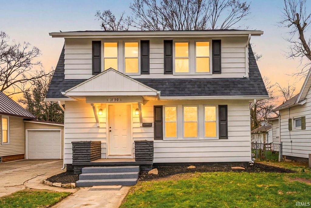 Photo of 1150 Bresseau Street, Elkhart, IN 46514 (MLS # 202610673)