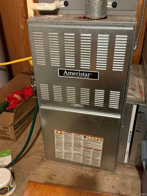 Tiny photo for 8211 Larch Lane, Evansville, IN 47710 (MLS # 202541319)