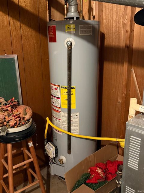 Tiny photo for 8211 Larch Lane, Evansville, IN 47710 (MLS # 202541319)