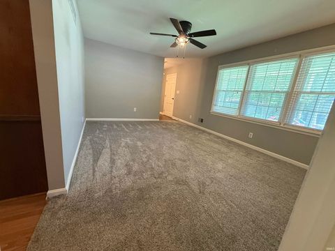Tiny photo for 8211 Larch Lane, Evansville, IN 47710 (MLS # 202541319)