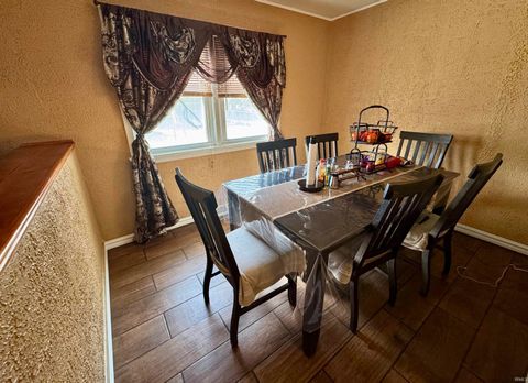 Tiny photo for 2419 Stadium Drive, Logansport, IN 46947 (MLS # 202613944)