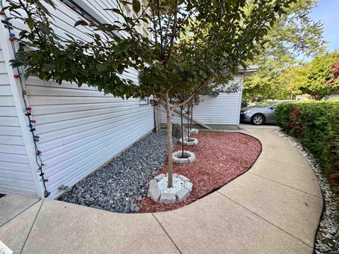 Tiny photo for 2419 Stadium Drive, Logansport, IN 46947 (MLS # 202613944)