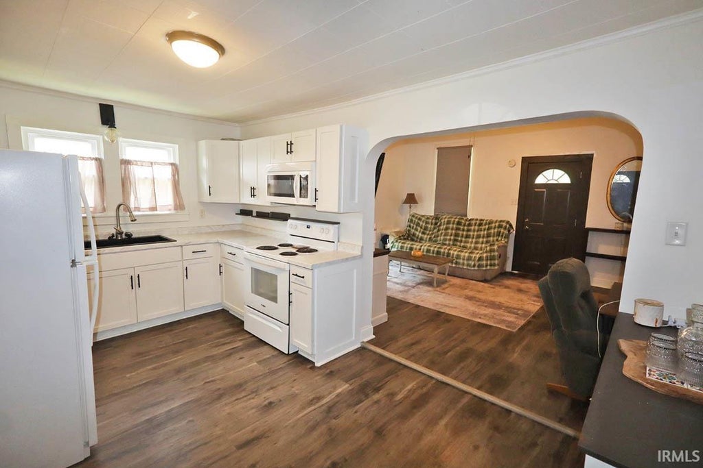 Photo of 1008 S Race Street, Princeton, IN 47670 (MLS # 202630807)