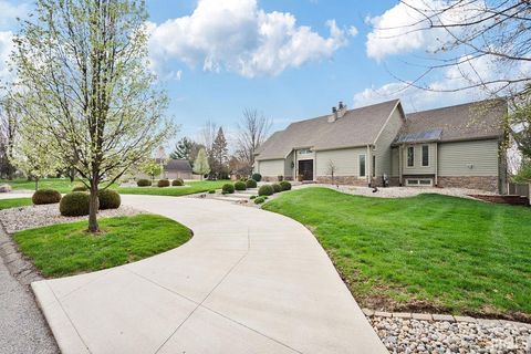 Tiny photo for 3211 WALTON Way, Kokomo, IN 46902 (MLS # 202611981)