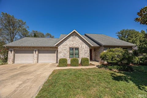 Photo of 1119 Clearview Avenue, Jasper, IN 47546 (MLS # 202638745)