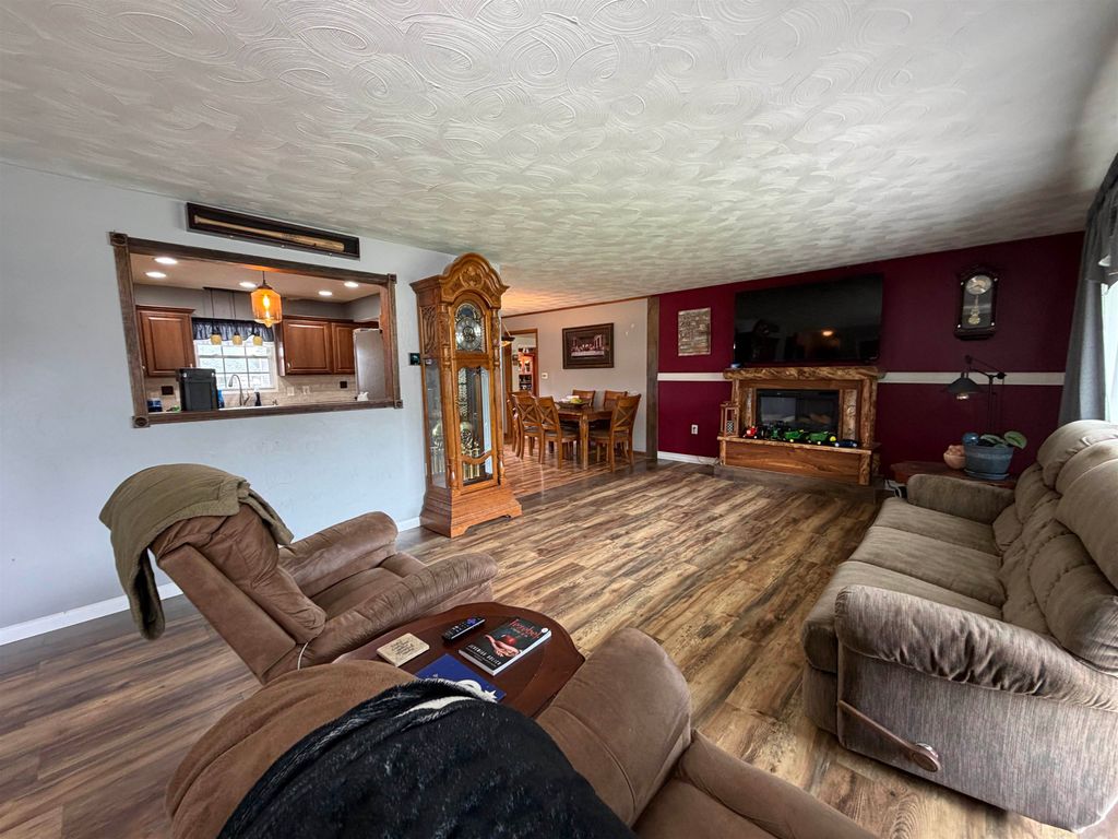 Photo of 17 Linda Lane, Columbia City, IN 46725 (MLS # 202619878)