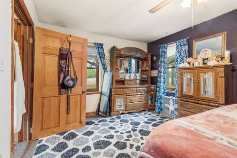 Tiny photo for 320 W Walnut Street, Akron, IN 46910 (MLS # 202617146)
