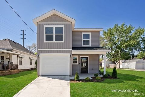 Photo of 205 W KING Street, Kokomo, IN 46901 (MLS # 202618590)