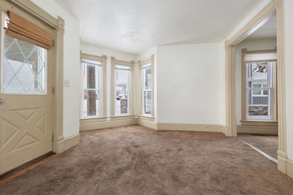 Photo of 212 New Street, Goshen, IN 46526 (MLS # 202548385)