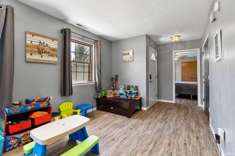 Tiny photo for 202 Heritage Drive, Delphi, IN 46923 (MLS # 202614440)