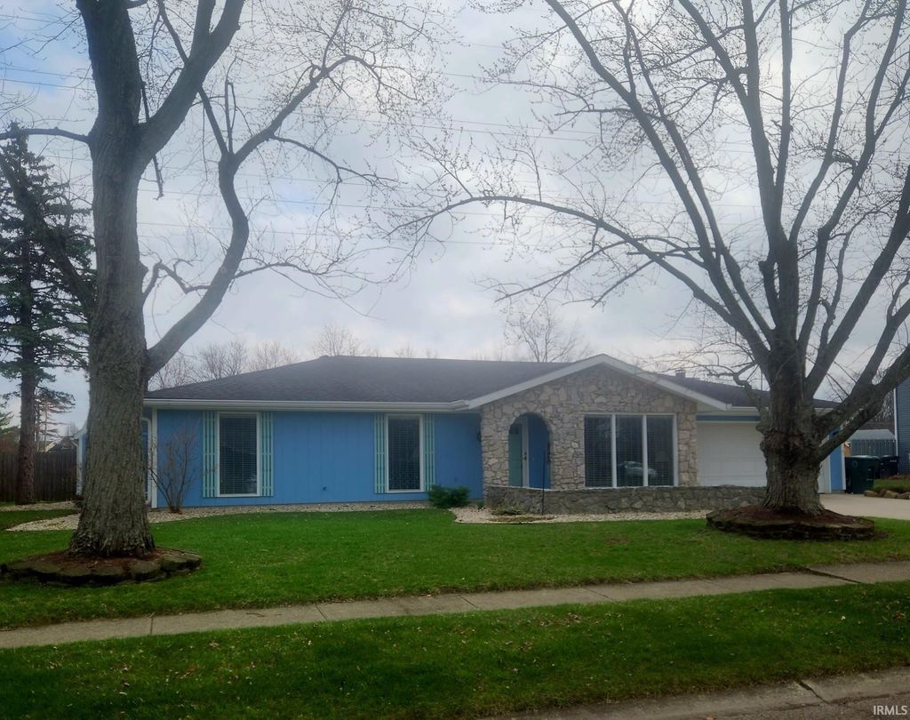 Photo of 5212 N AUSTIN Dr, Muncie, IN 47304 (MLS # 202608155)