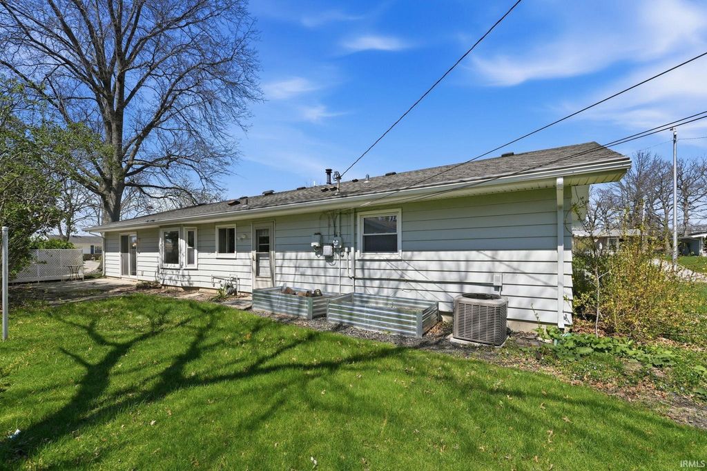 Photo of 4316 Blair Lane, Fort Wayne, IN 46815 (MLS # 202613505)