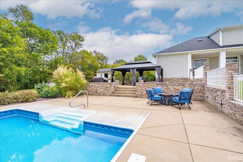 Tiny photo for 6400 N Happe Road, Evansville, IN 47720 (MLS # 202643088)