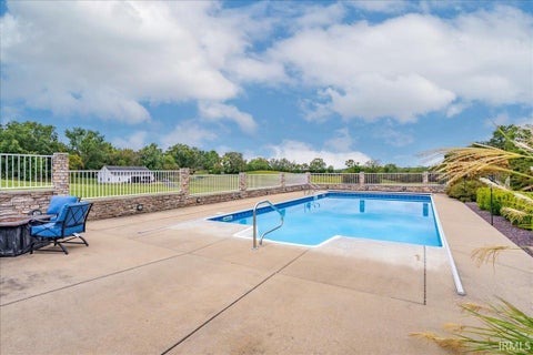Tiny photo for 6400 N Happe Road, Evansville, IN 47720 (MLS # 202643088)