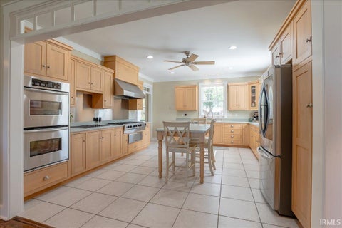 Tiny photo for 6400 N Happe Road, Evansville, IN 47720 (MLS # 202643088)