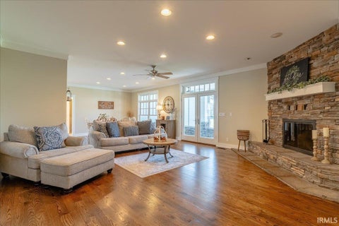 Tiny photo for 6400 N Happe Road, Evansville, IN 47720 (MLS # 202643088)