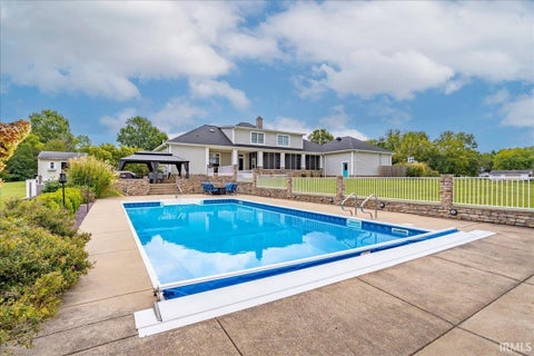 Tiny photo for 6400 N Happe Road, Evansville, IN 47720 (MLS # 202643088)