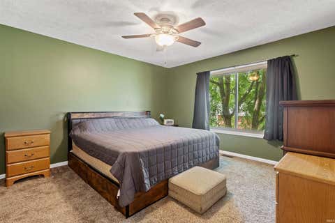Tiny photo for 610 Wellington Court, Lafayette, IN 47904 (MLS # 202626508)