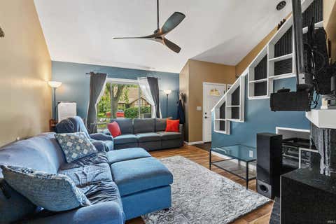 Tiny photo for 610 Wellington Court, Lafayette, IN 47904 (MLS # 202626508)