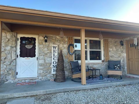Tiny photo for 1729 N Osage Drive, Kokomo, IN 46902 (MLS # 202541019)