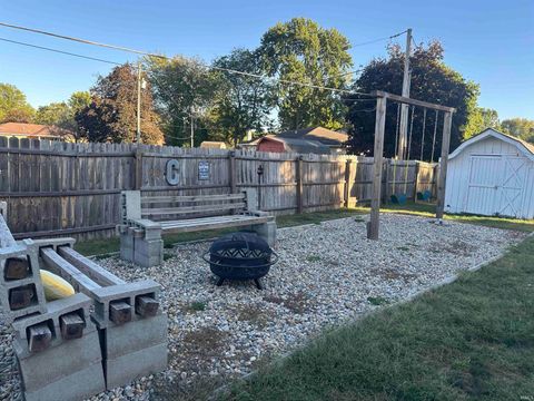 Tiny photo for 1729 N Osage Drive, Kokomo, IN 46902 (MLS # 202541019)