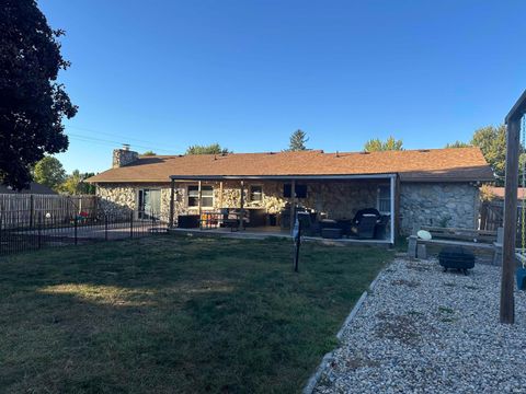 Tiny photo for 1729 N Osage Drive, Kokomo, IN 46902 (MLS # 202541019)