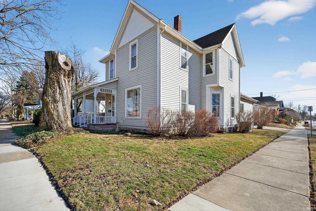 Photo of 921 W Mulberry Street, Kokomo, IN 46901 (MLS # 202606329)