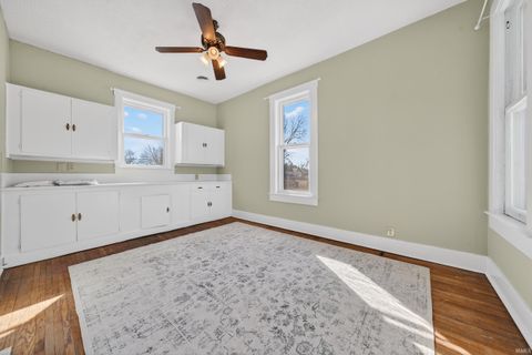 Tiny photo for 921 W Mulberry Street, Kokomo, IN 46901 (MLS # 202606329)