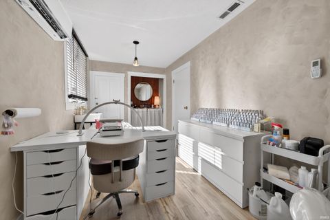 Tiny photo for 921 W Mulberry Street, Kokomo, IN 46901 (MLS # 202606329)