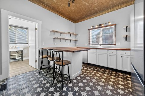 Tiny photo for 921 W Mulberry Street, Kokomo, IN 46901 (MLS # 202606329)