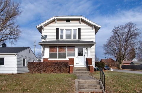 Photo of 702 Archer Avenue, Fort Wayne, IN 46808 (MLS # 202549519)