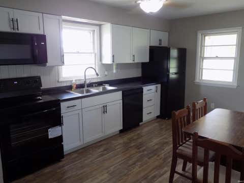 Tiny photo for 8355 Oak Grove Road, Newburgh, IN 47630 (MLS # 202631314)
