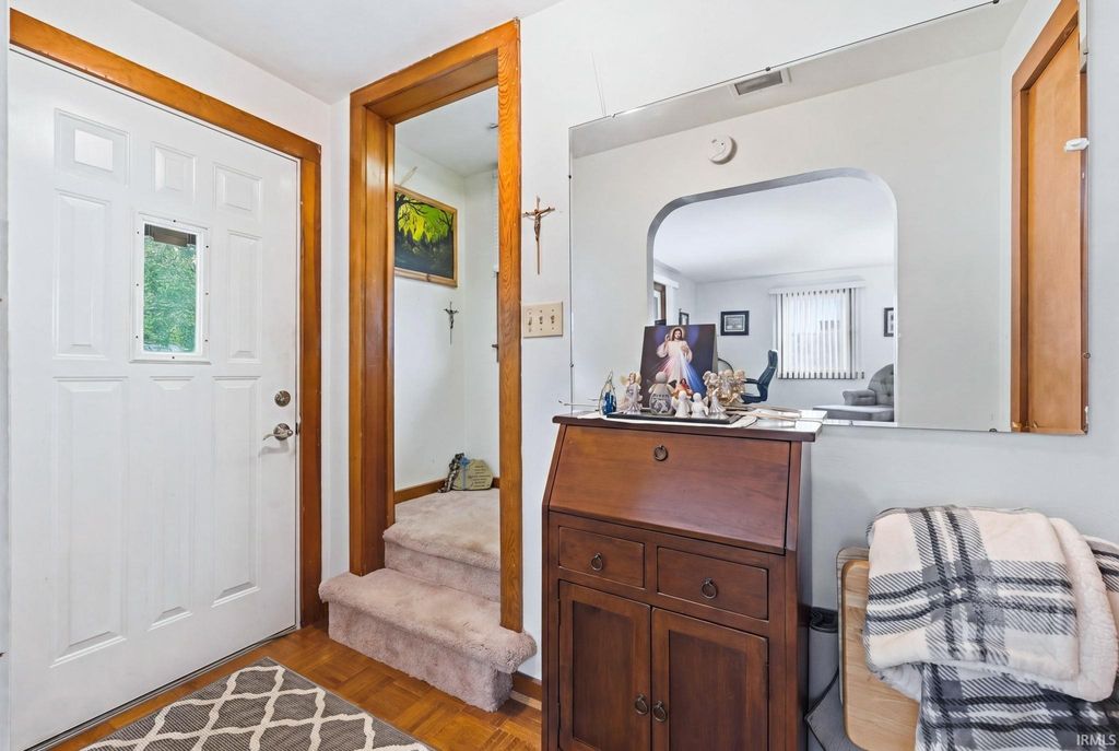 Photo of 7314 Bluffton Road, Fort Wayne, IN 46809 (MLS # 202617671)