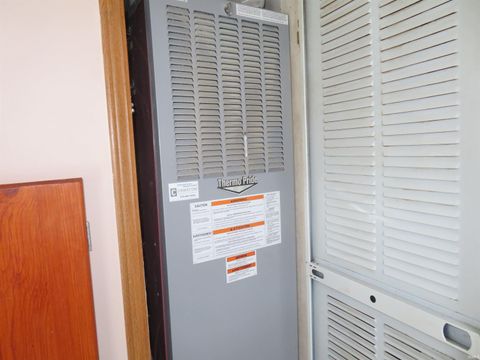 Tiny photo for 6295 LOGANSPORT Road, Logansport, IN 46947 (MLS # 202548360)